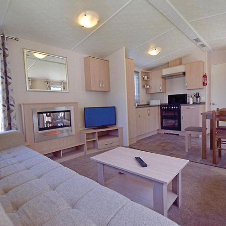 Mercury Yacht Harbour And Holiday Park Lower Swanwick エクステリア 写真