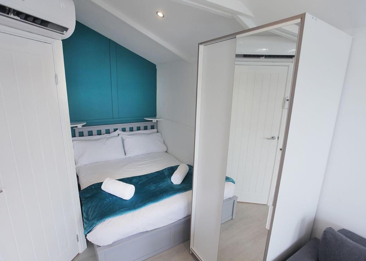 Mercury Yacht Harbour And Holiday Park Lower Swanwick エクステリア 写真